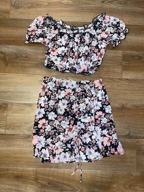 Floral Two-Piece Crop Top & Skirt Set - Black, Pink & White
